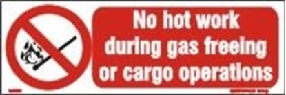 Снимка на NO HOT WORK DURING GAS FREEING OR CARGO OPERATIONS